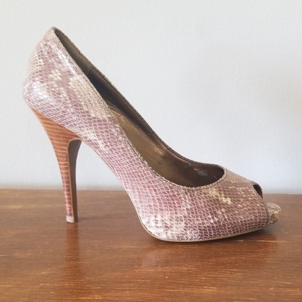 Victor Alfaro snakeskin peep toe high heels 7.5